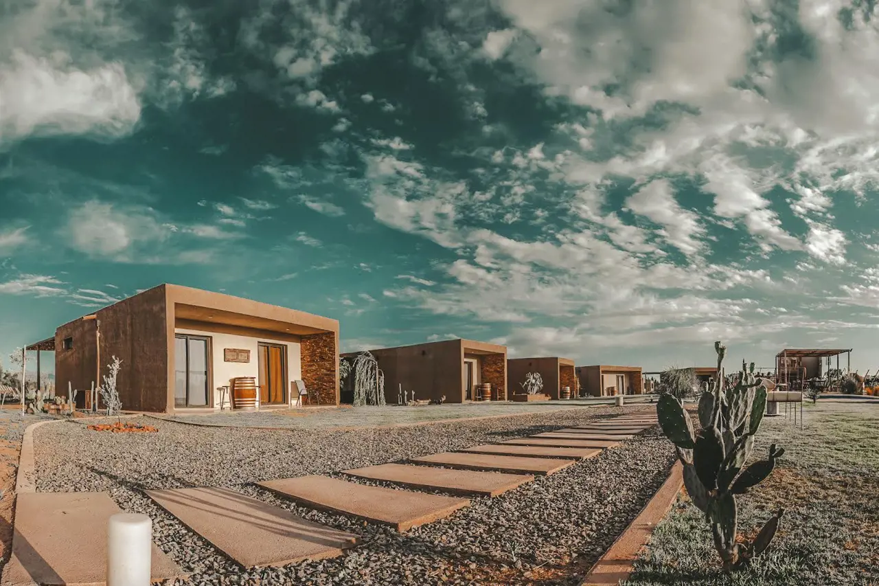 Tres Cruces Lodge