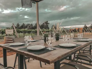 Tres Cruces Lodge